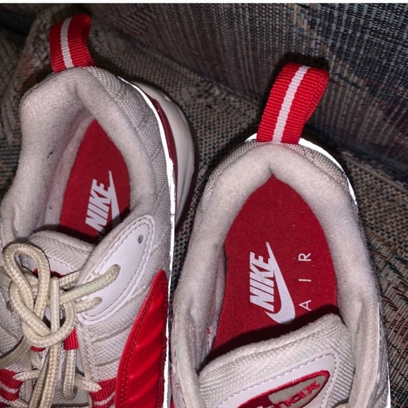 Nike kids 5 Y - Picture 4 of 5